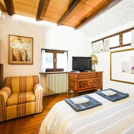 La Menaresta Quiet & Relax Near Bellagio Lejlighed *